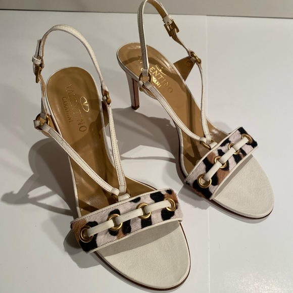 Valentino Garavani Cream Heels/Sandals pony hair leopard print - Picture 1 of 6